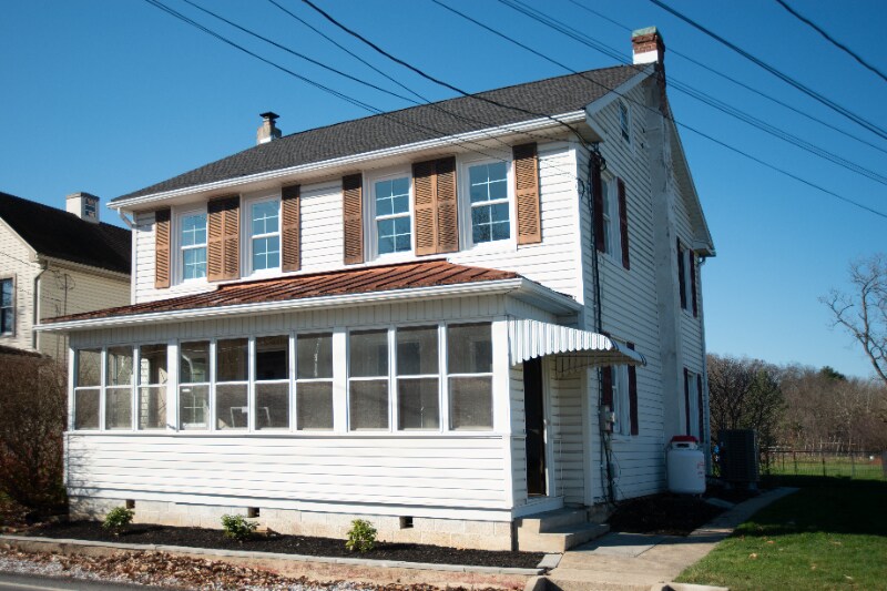 210 E Canal St, Hummelstown, PA 17036 House for Rent in Hummelstown