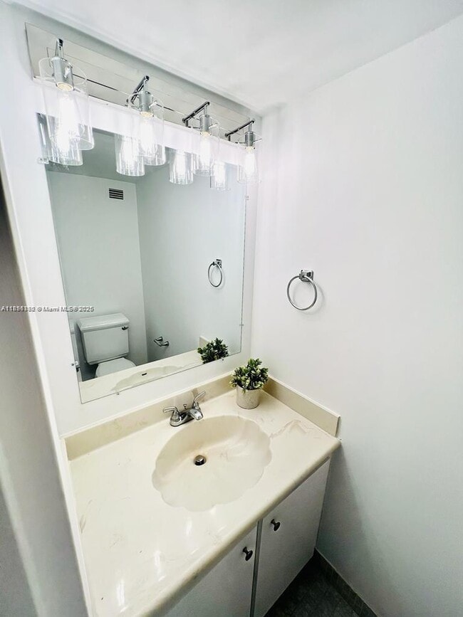Foto del edificio - 800 Parkview Dr