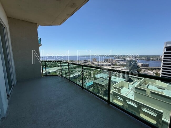 Building Photo - 1431 Ztp - Riverplace