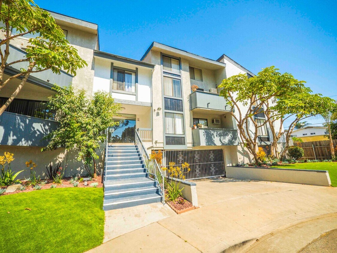 Foto del edificio - 3327 Livonia Ave