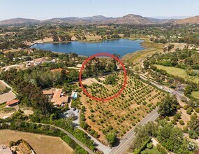 Building Photo - 6416 Lago Lindo
