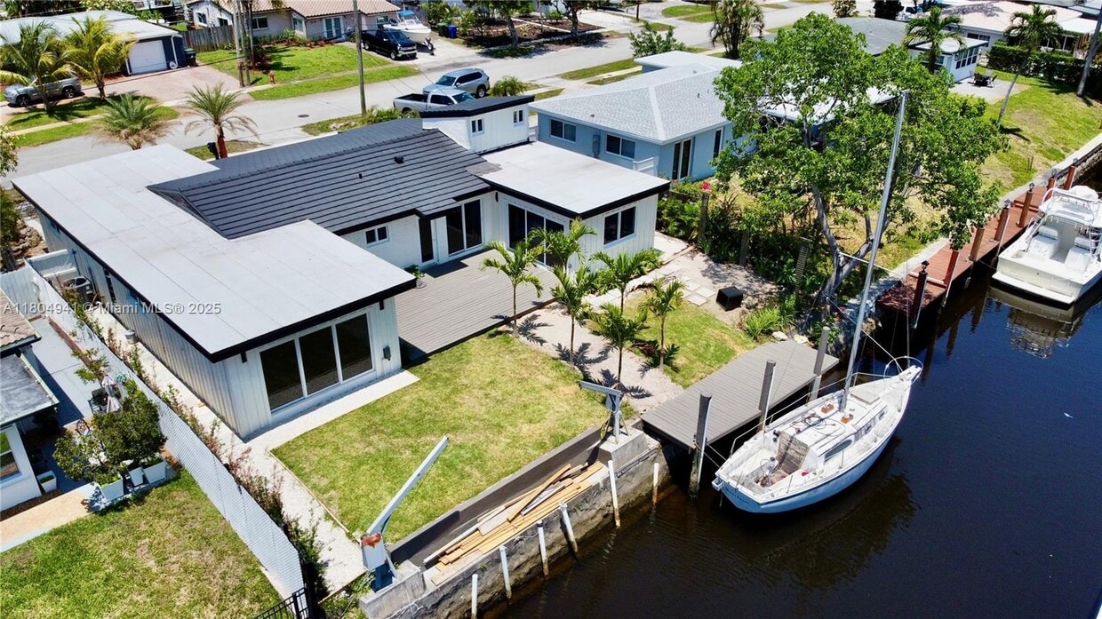 Foto principal - 1720 SW 23rd Ave