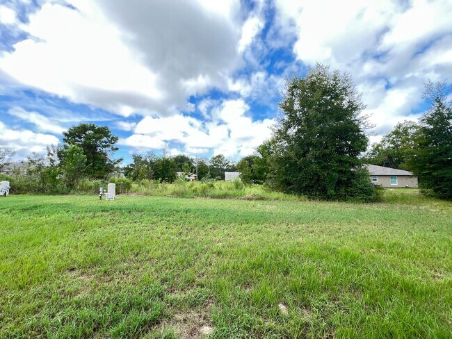 Foto del edificio - GORGEOUS 3 Bedroom, 2 Bathroom Home in Ock...