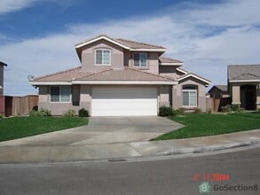 Building Photo - 11666 English Ct