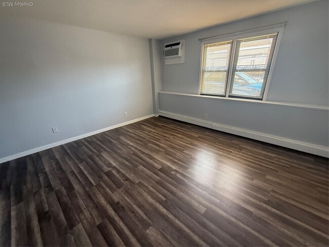 Foto del edificio - 1219 2nd Ave