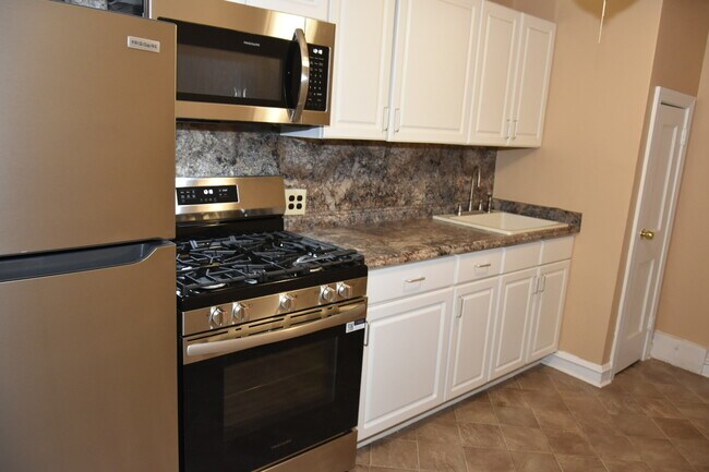 Foto del edificio - 3300 W Queen Ln