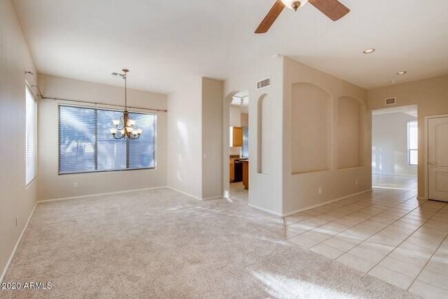 Foto del edificio - 17640 N 17th St