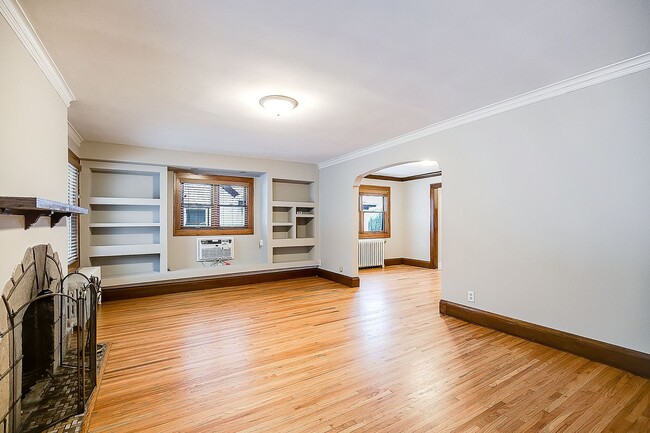 Building Photo - 1499 Cleveland Ave N