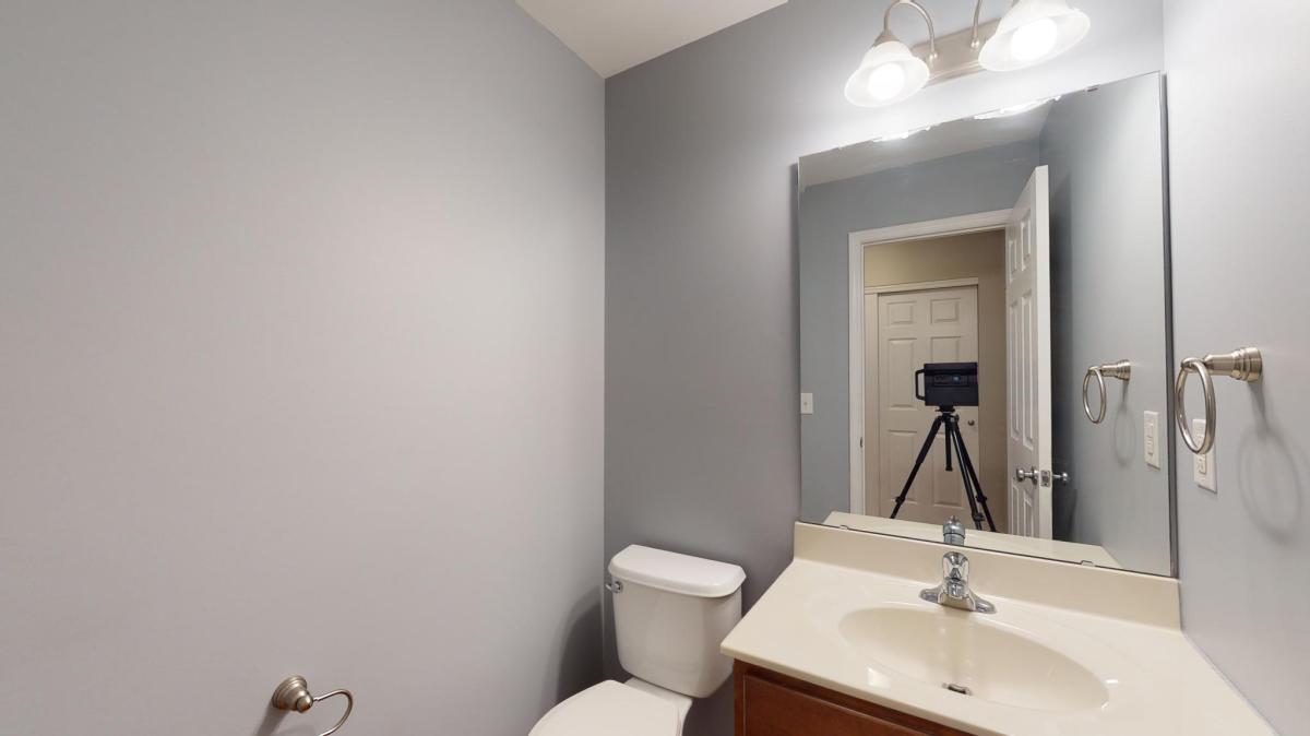 2422 Glenmount Ct, Belleville, IL 62221 House Rental in Belleville