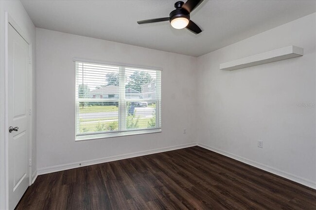 Foto del edificio - 1434 Geranium Dr