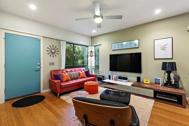 Foto del edificio - 805 Cumberland Rd