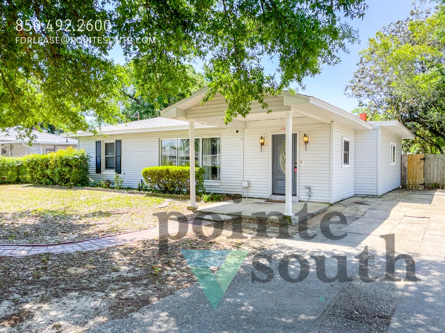 Foto principal - 3355 Seabrook St