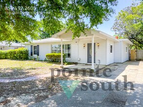 Building Photo - 3355 Seabrook St