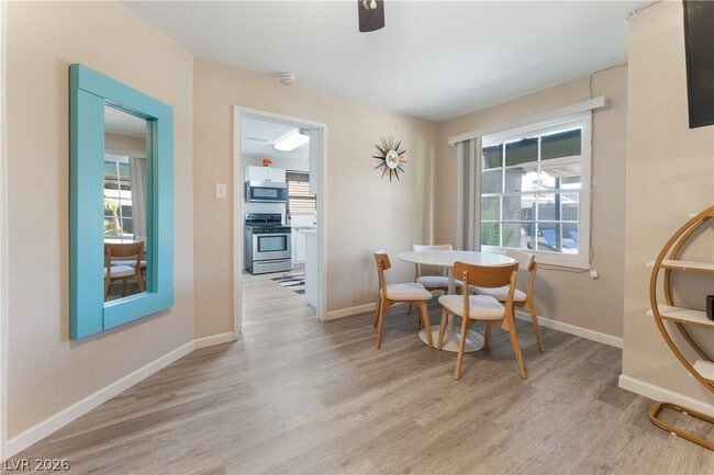 Foto del edificio - 1021 Griffith Ave