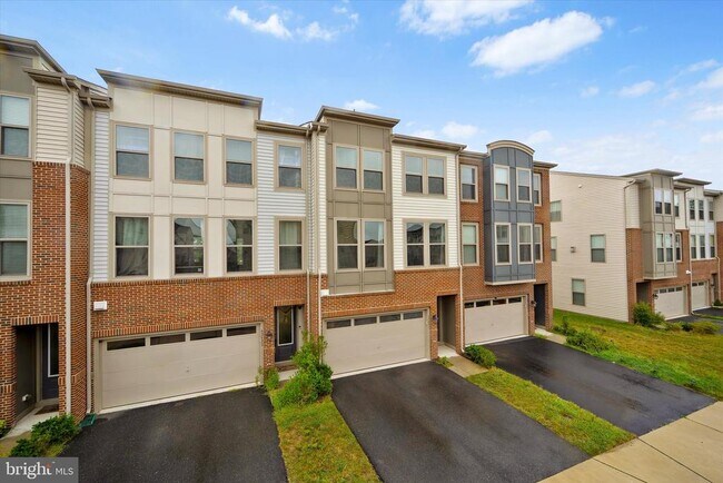 Foto del edificio - 42424 Dogwood Glen Square