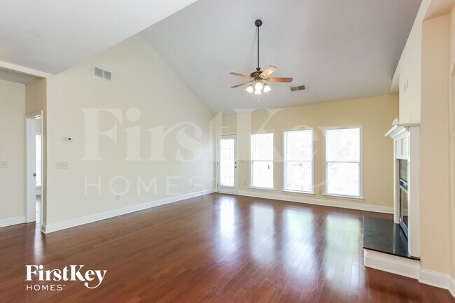 Building Photo - 136 Janney Cir