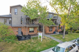 Building Photo - Bankview Vista