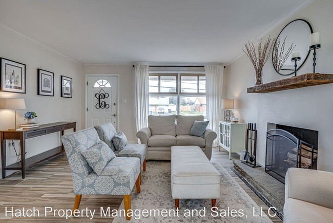 Building Photo - 3 br, 1.5 bath House - 4801 Apple Tree Dr