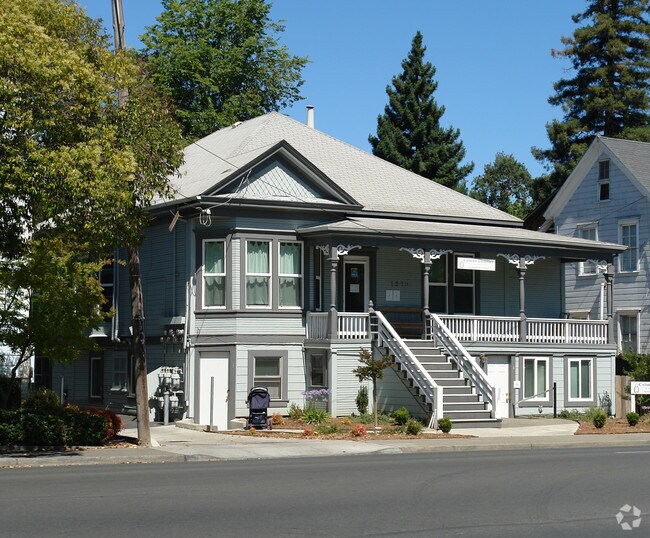 Building Photo - 1219 Jefferson St