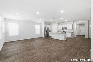 Building Photo - 845 Bahia Pl