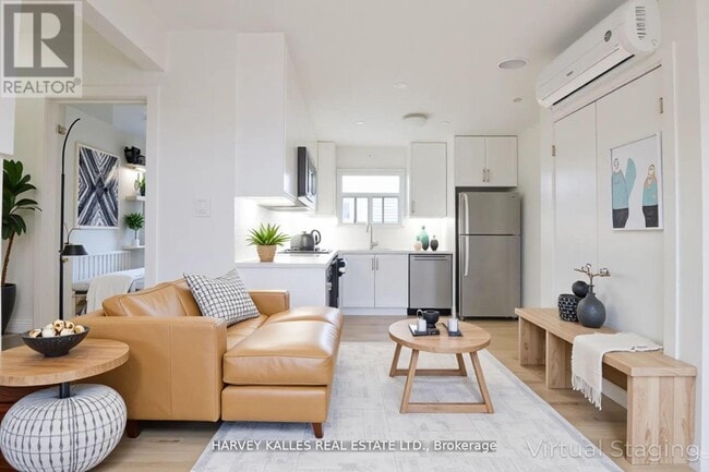 Building Photo - 4 Benson Ave