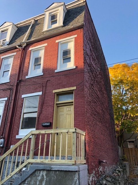 Primary Photo - 246 Ater Way