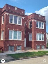 Building Photo - 16 W 113th Pl