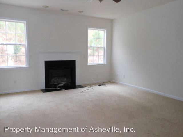 Building Photo - 28 Stone River Dr