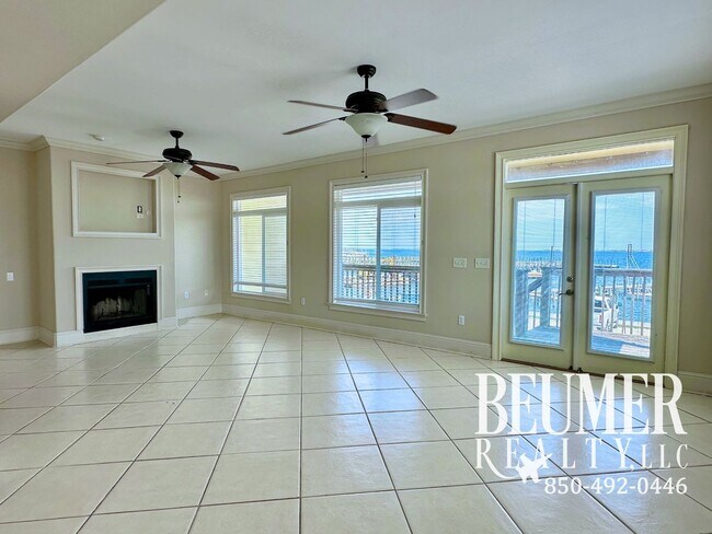 Foto del edificio - 3br/2.5ba End Unit Townhome Treasure