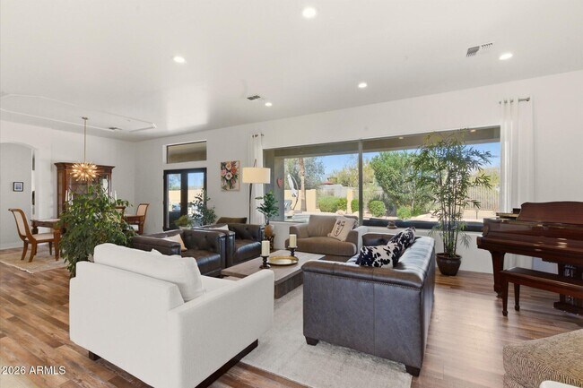 Foto del edificio - 8044 E Tether Trail