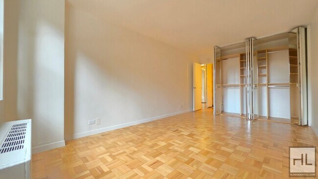 Foto del edificio - Midtown East One-Bedroom with Open Views