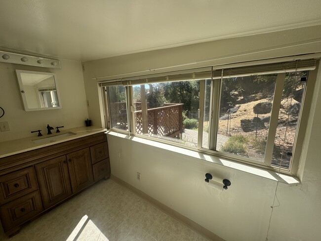 Building Photo - 30705 Pine Mountain Rd