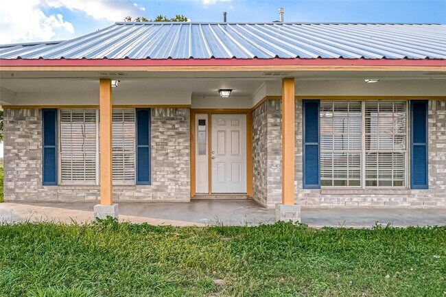 Building Photo - 7520 Vincik Ehlert Rd