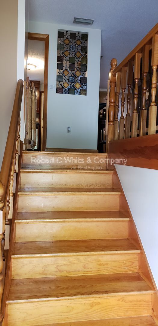 Foto del edificio - 1232 Trout Brook Dr