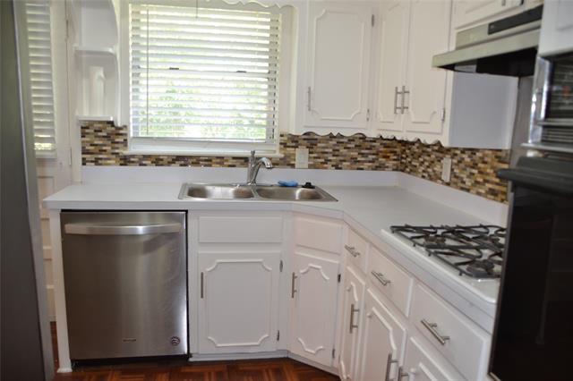 Foto del edificio - 3879 Clover Ln