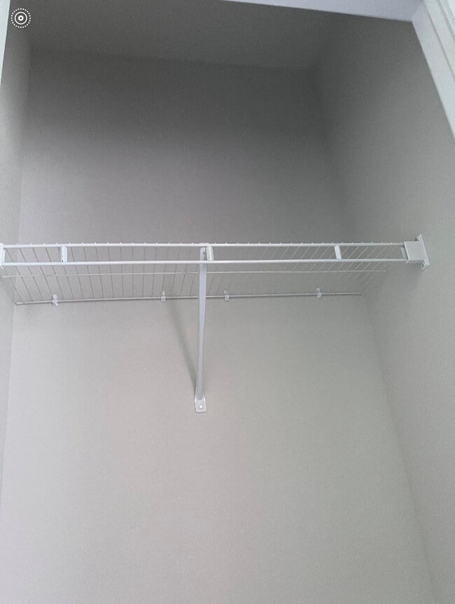 Building Photo - 456 Cherimoya St