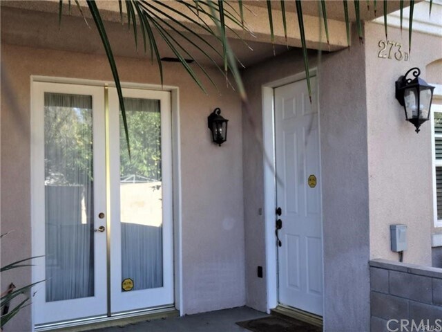 Building Photo - 273 S Arroyo Dr
