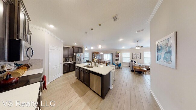 Building Photo - 3 br, 2 bath House - 10084 Andean Fox Drive