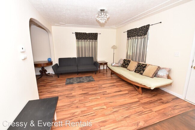 Foto del edificio - 2 br, 1 bath House - 130 Weber St