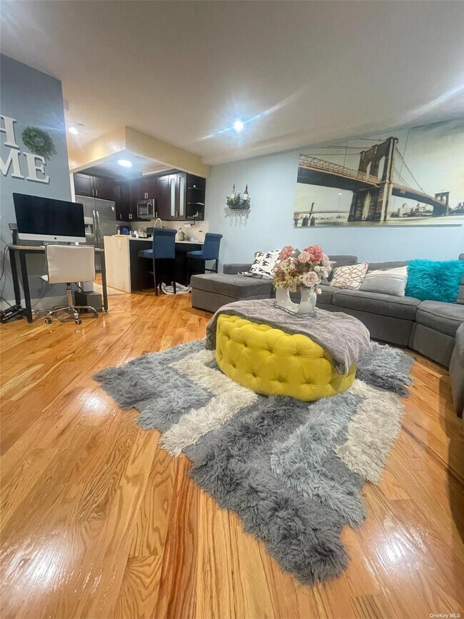 Foto del edificio - 110-11 205th St