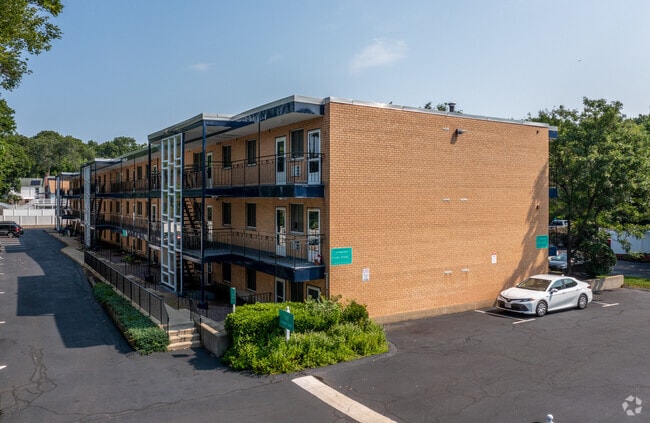 Building Photo - Stony Brook