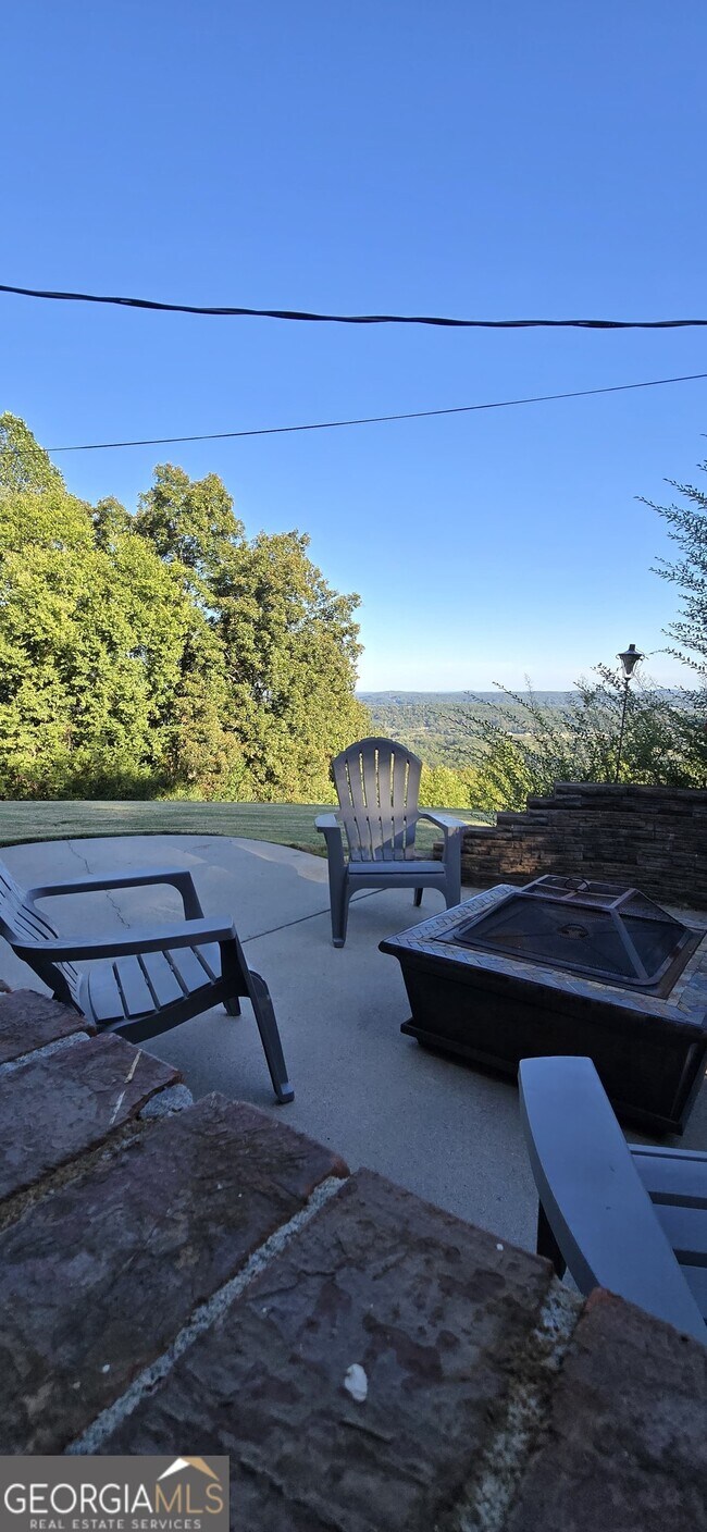 Foto del edificio - 421 Mt Alto Rd SW