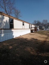 Building Photo - 354 Golden Dale Dr