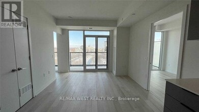 Building Photo - 50 Power St