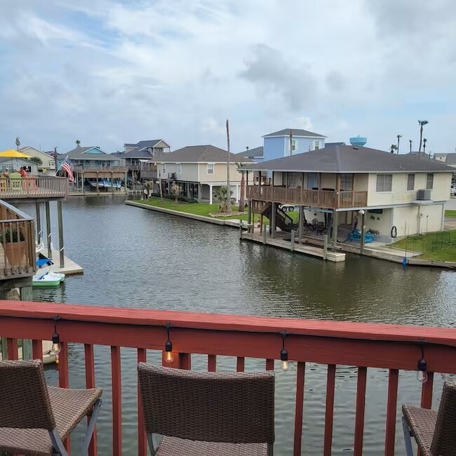 Building Photo - 22101 Lampasas Dr