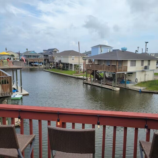 Foto del edificio - 22101 Lampasas Dr