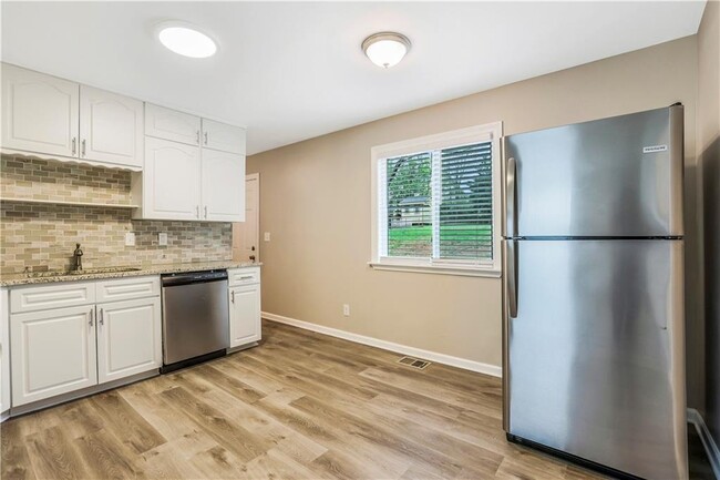 Building Photo - 1786 Inas Way