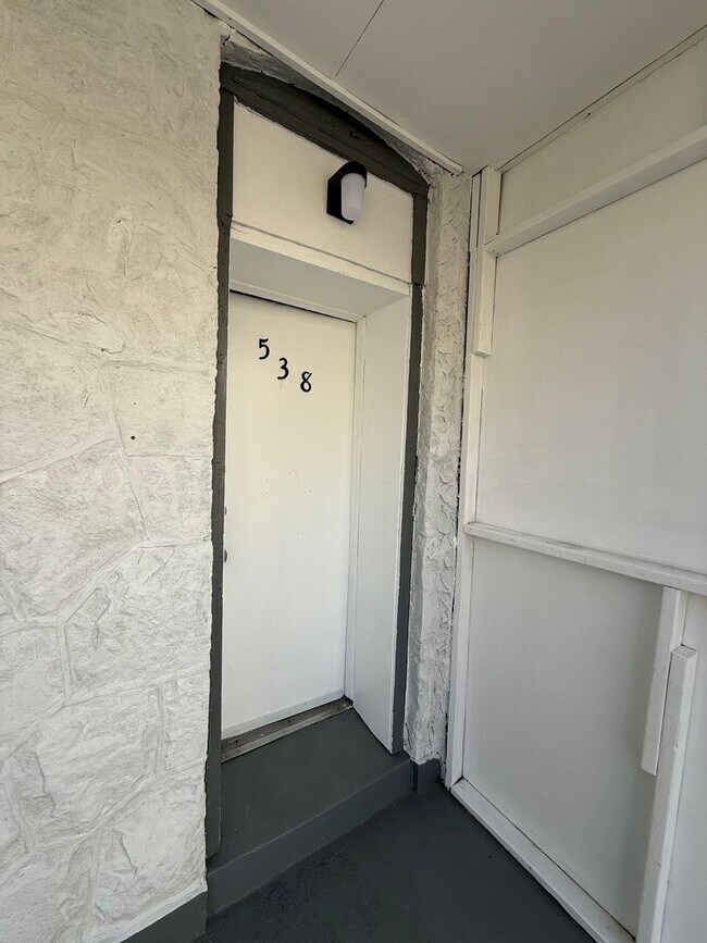 Foto del edificio - 538 Bailey St