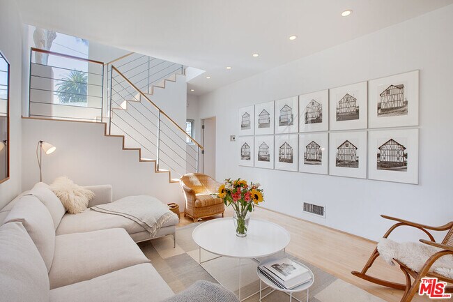 Foto del edificio - 757 Milwood Ave