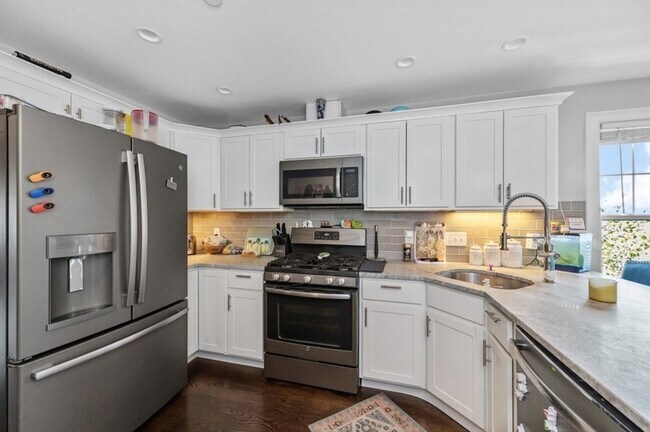 Building Photo - 36 Sturgis St